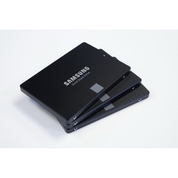 Ổ cứng SSD Samsung 860 EVO 1TB 2.5'' SATA III (MZ-76E1T0BW)