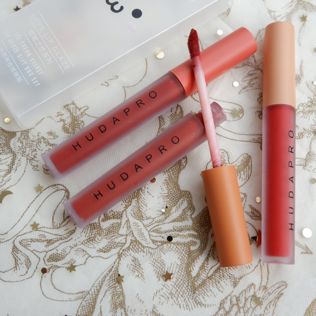 Set 3 son kem lì, nhẹ và mịn môi HUDAPRO đủ 2 Tone Love Lip Glaze NPP Shoptido | BigBuy360 - bigbuy360.vn