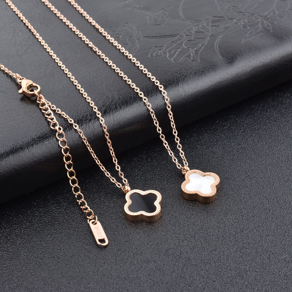 Vòng cổ/ Khuyên tai hình cỏ bốn lá dễ thương thời trang cho nữ