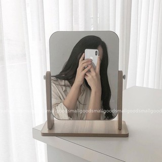 Gương đế gỗ xoay trang điểm chữ nhật bo tròn để bàn hiện đại phong cách