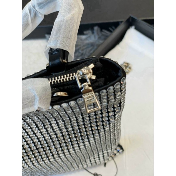 Túi xách nữ prada đính đá loại đẹp