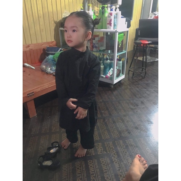 Quần áo dân tộc tày cho bé