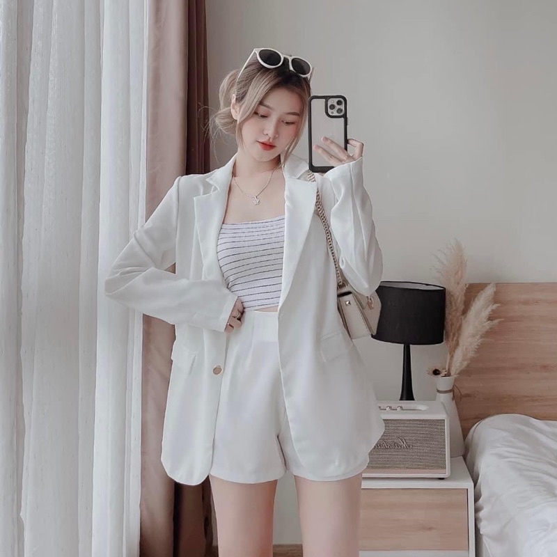 SET 3 MÓN : ÁO LÓT SỌC DÂY BÚN + ÁO KHOÁC VEST TAY DÀI + QUẦN SHORT