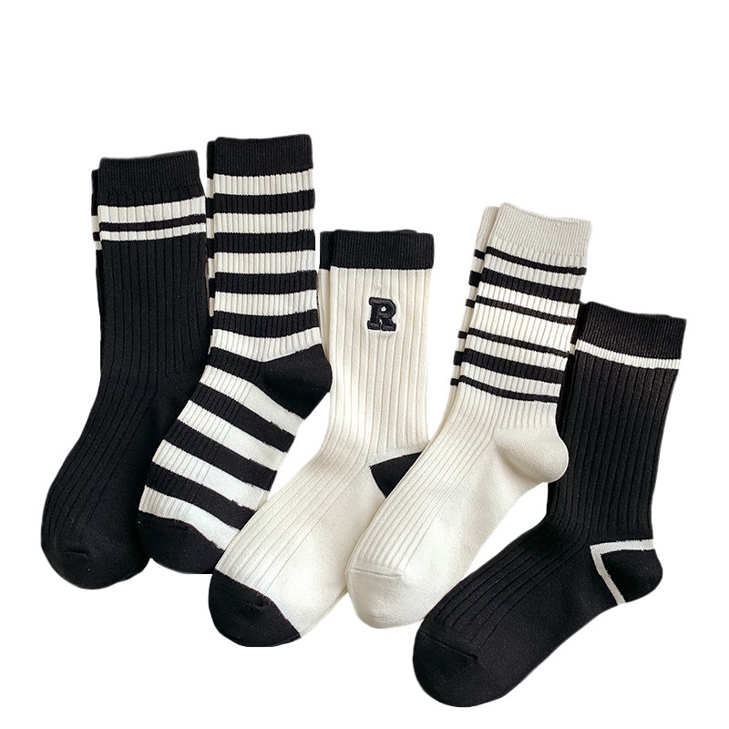Tất thể thao WAFNHA họa tiết sọc trắng đen D501 phong cách Nhật Bản thời trang cho nữ