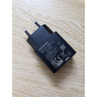 củ sạc nhanh sony UHC12 hỗ trợ Quick Charge 3.0