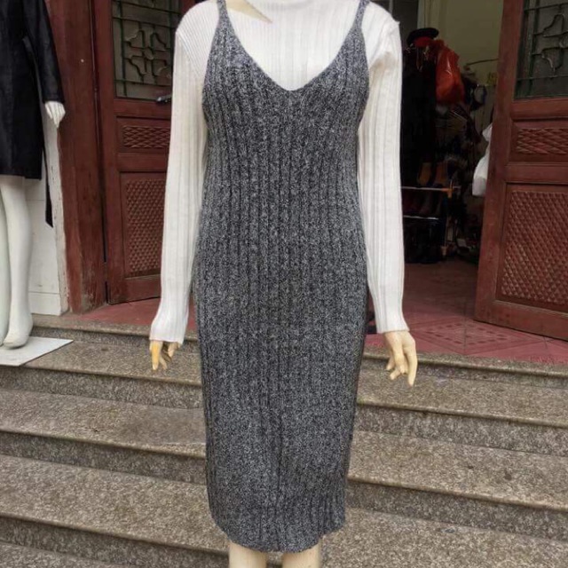 Váy yếm len body
