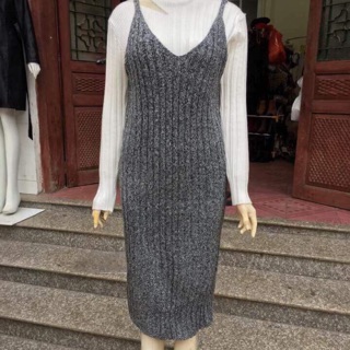 Váy yếm len body