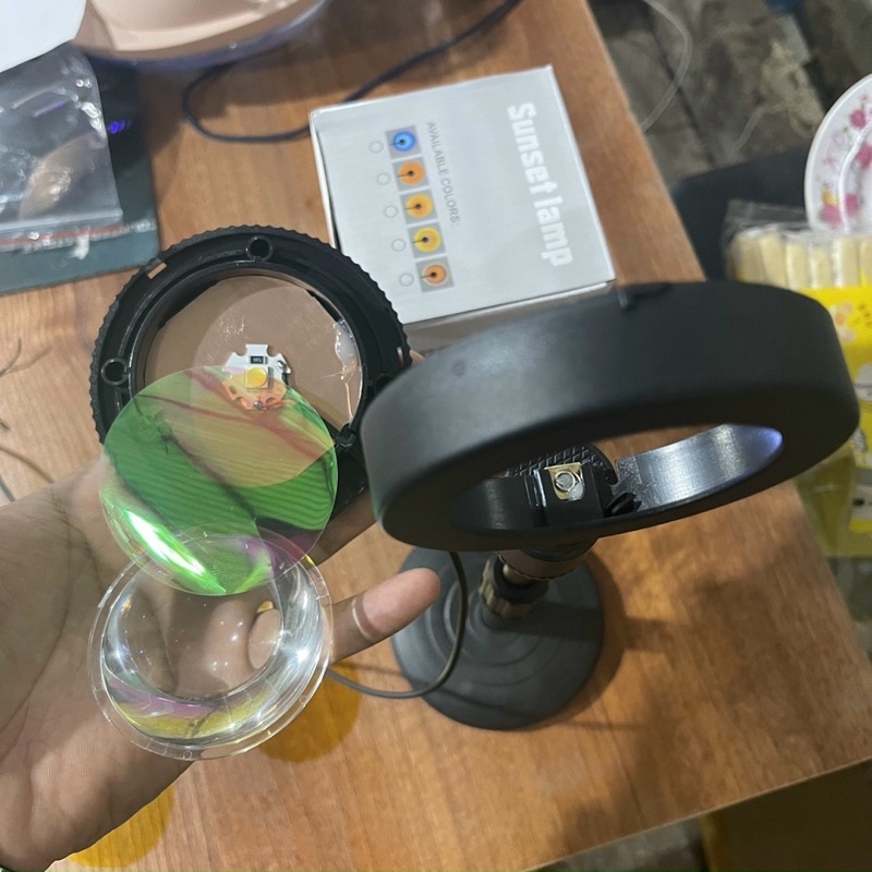 [BẢO HANH 6TH]Đèn hoàng hôn có decal chuyển đổi màu hoàng hôn, mặt trời, cầu vồng ảo diệu, chụp ảnh,quay tiktok giá rẻ