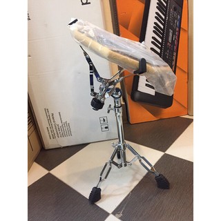 Bộ dụng cụ luyện tập trống gồm mặt pad và chân (cỡ 12 inch)