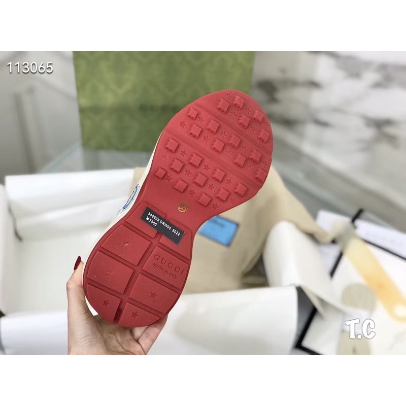 Giày thể thao gucci doraemon