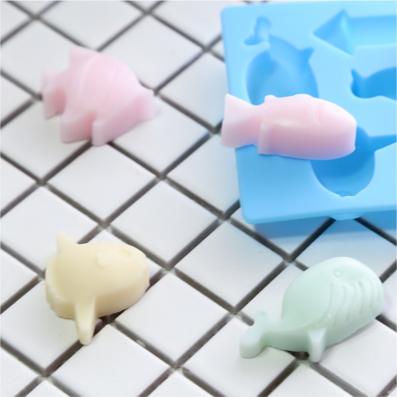 Khuôn silicone làm bánh sô cô la hình cá voi/ sao biển 8 lỗ