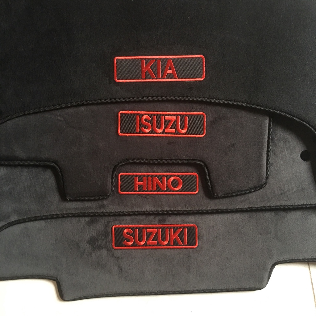 Thảm lót taplo xe tải THACO TOWNER 650kg cũ 750a 750kg 800