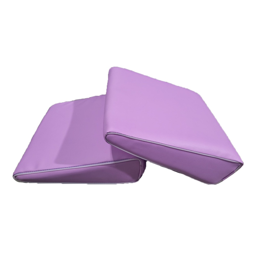 Bục tam giác sơ sinh 30cmx30cmx10cm - PN65TGS