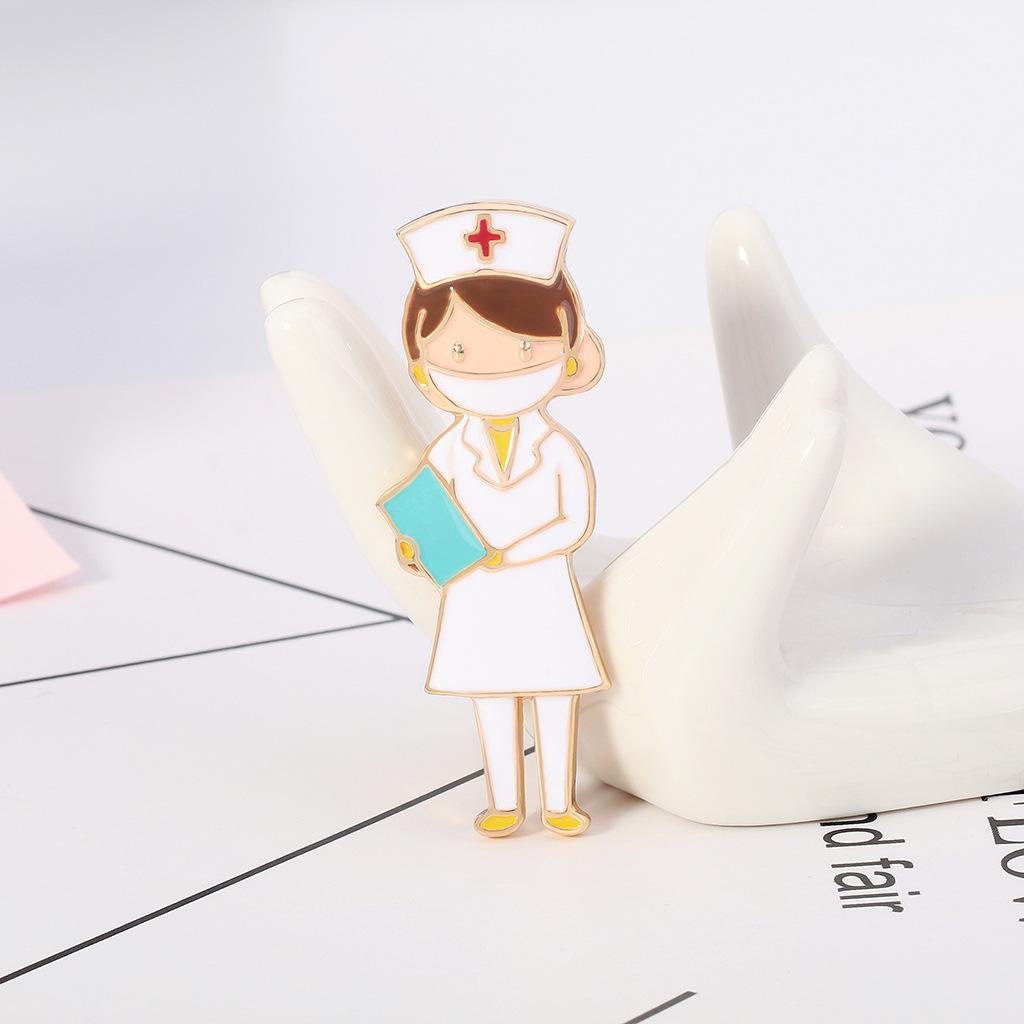 Trâm Cài Áo Hợp Kim Tráng Men Hình Y Tá Dễ Thương
