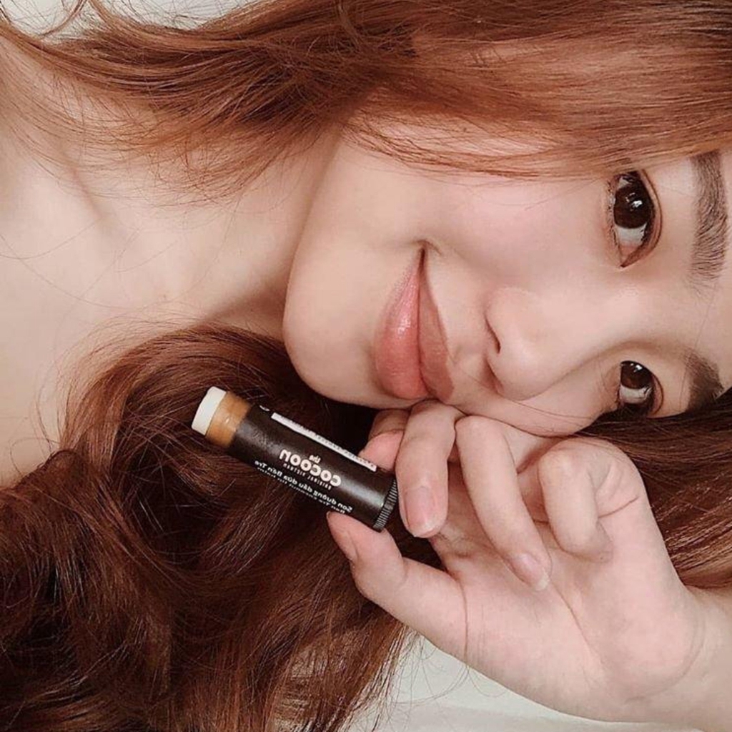Son dưỡng môi dầu dừa The Cocoon 5g | BigBuy360 - bigbuy360.vn