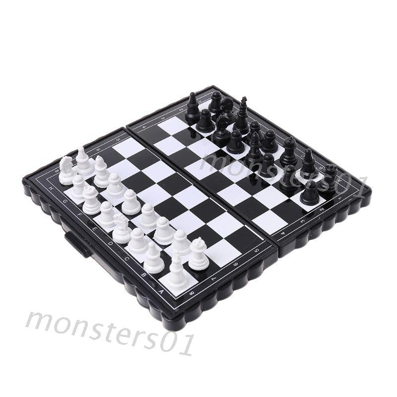Bộ cờ vua bằng nhựa kích thước mini có từ tính tiện dụng