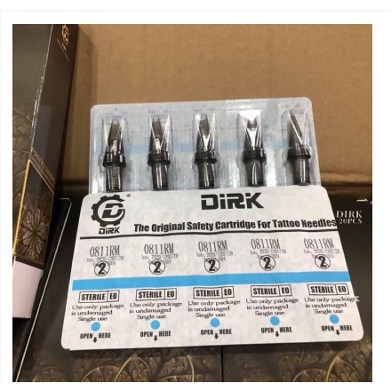 Kim phun xăm pen đen Dirk lẻ 1 cây