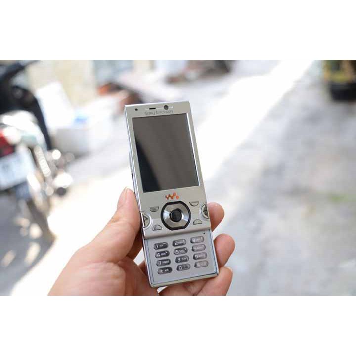 Điện Thoại Sony Ericsson W995 Nắp Trượt