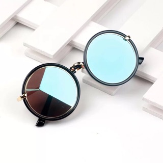 Kính chống tia uv cho bé