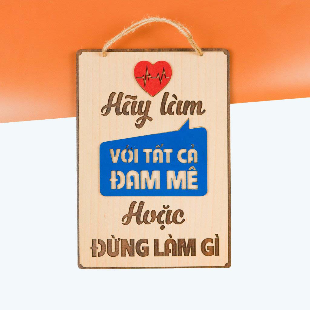 Bảng gỗ Khách hàng là miếng cơm manh áo trang trí gia đình, cửa hàng, văn phòng