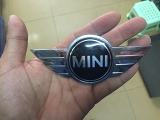 Logo Mini Cooper gắn đầu xe