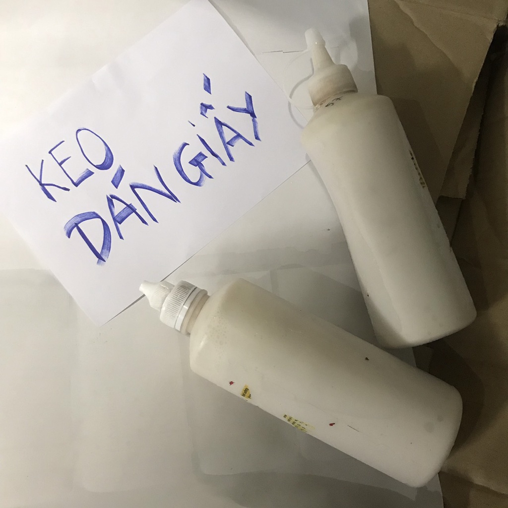 1.000đ 1 chai 0,5kg - KEO DÁN GÁY SỔ SÁCH, DÁN GIẤY CHO XƯỞNG IN