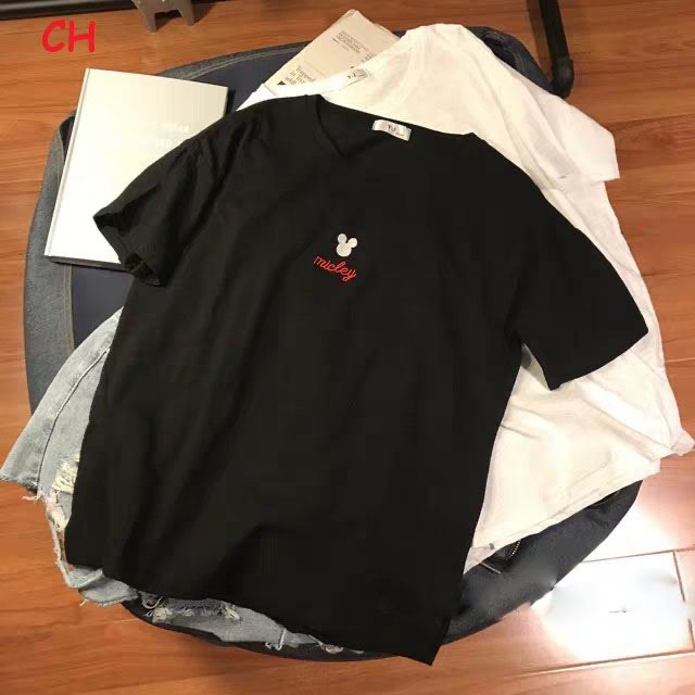 Áo phông logo đầu Mickey in ngực COH0320