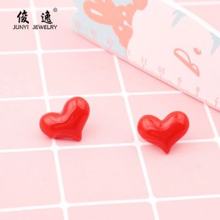 Cài áo trái tim đỏ xì tin