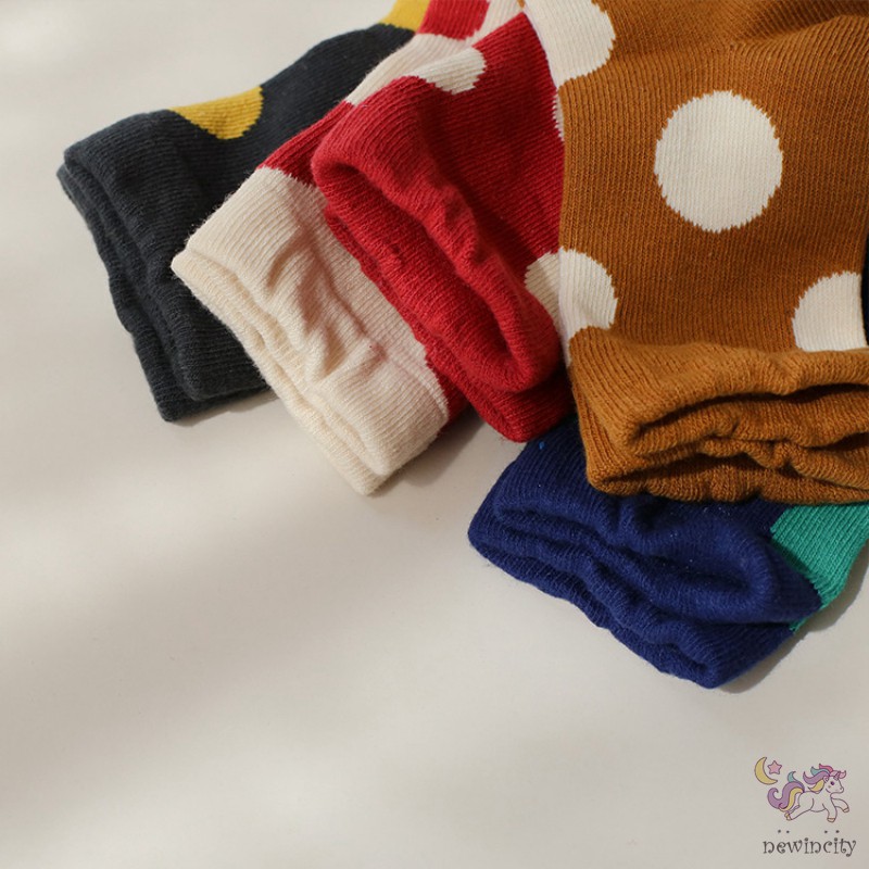 Tất Hoạ Tiết Chấm Bi Phong Cách Hàn Quốc Cho Bé