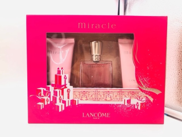 Set Nước hoa Nữ Lancome Miracle 30ml kèm lotion và sữa tắm