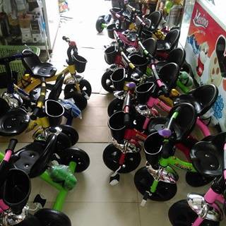 XE ĐẠP 3 BÁNH CÓ BÌNH NƯỚC