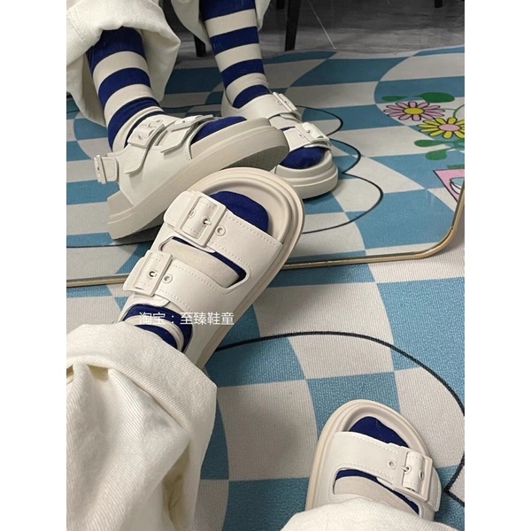 Sandal quai ngang kiểu khuya vuông cài Ulzzang dành cho nam/nữ (kèm hình thật