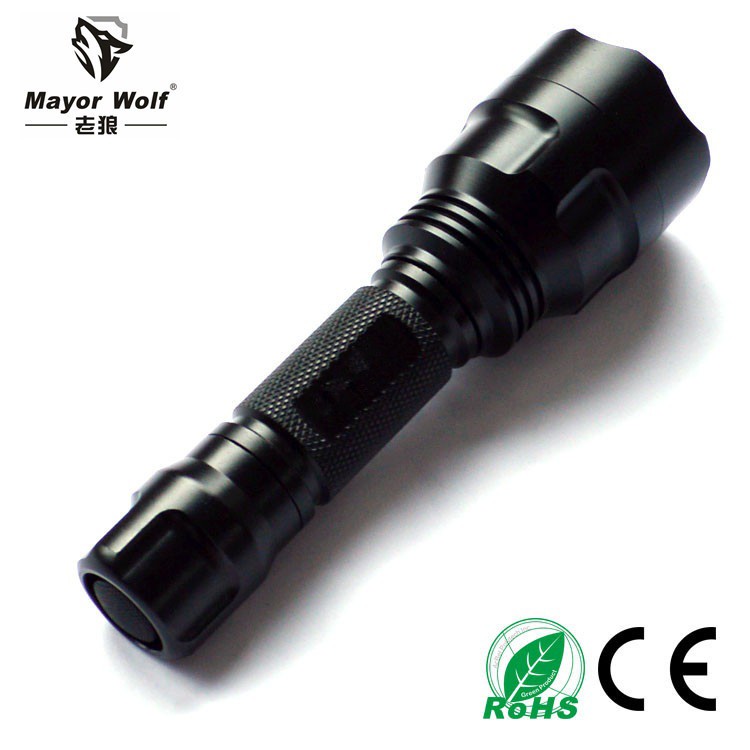 Đèn pin siêu sáng LY S001 CREE Q5