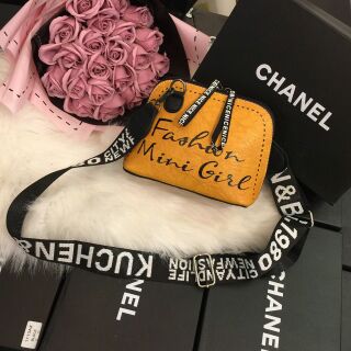 Túi fashion...dây chữ