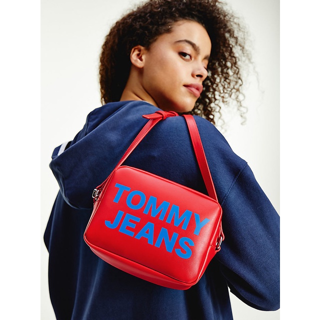 [Mã FAPREBAU giảm 10% đơn từ 1tr] Tommy Hilfiger - Túi camera bag nữ AW0AW10152