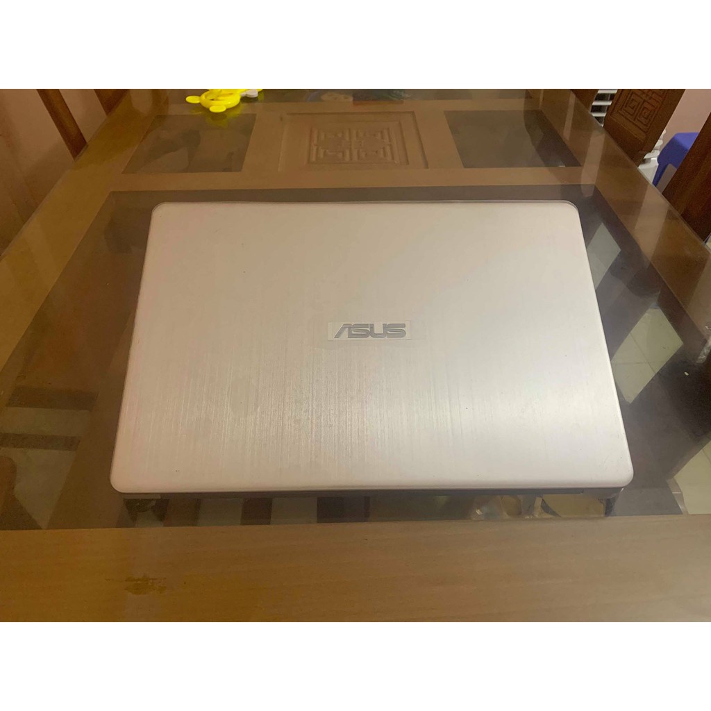 Máy tính xách tay Asus S510UQ-BQ475T Vàng i5 8250U mạnh mẽ, Full HD IPS‎