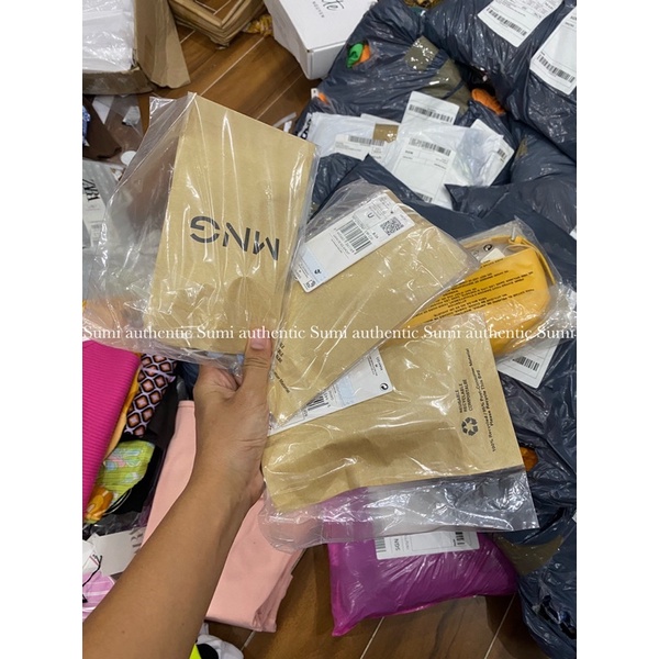 Kính Mango Auth vợt sale cho bé trai bé gái