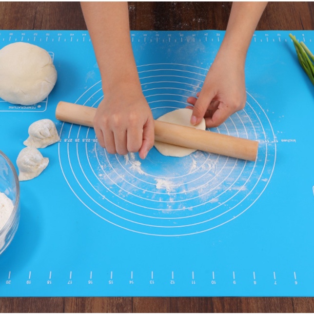 Tấm lót nhào bột bằng silicon kích thước 80x60cm tiện dụng cho làm bánh