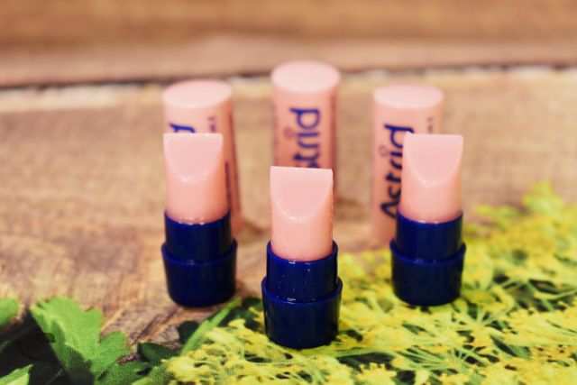 Son dưỡng tẩy da chết cho môi Astrid | BigBuy360 - bigbuy360.vn