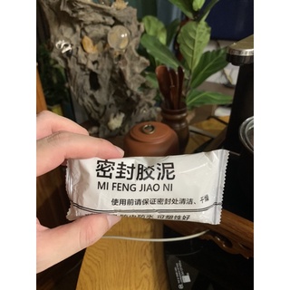 Đất sét bịt che lỗ ngăn mùi tiện dụng