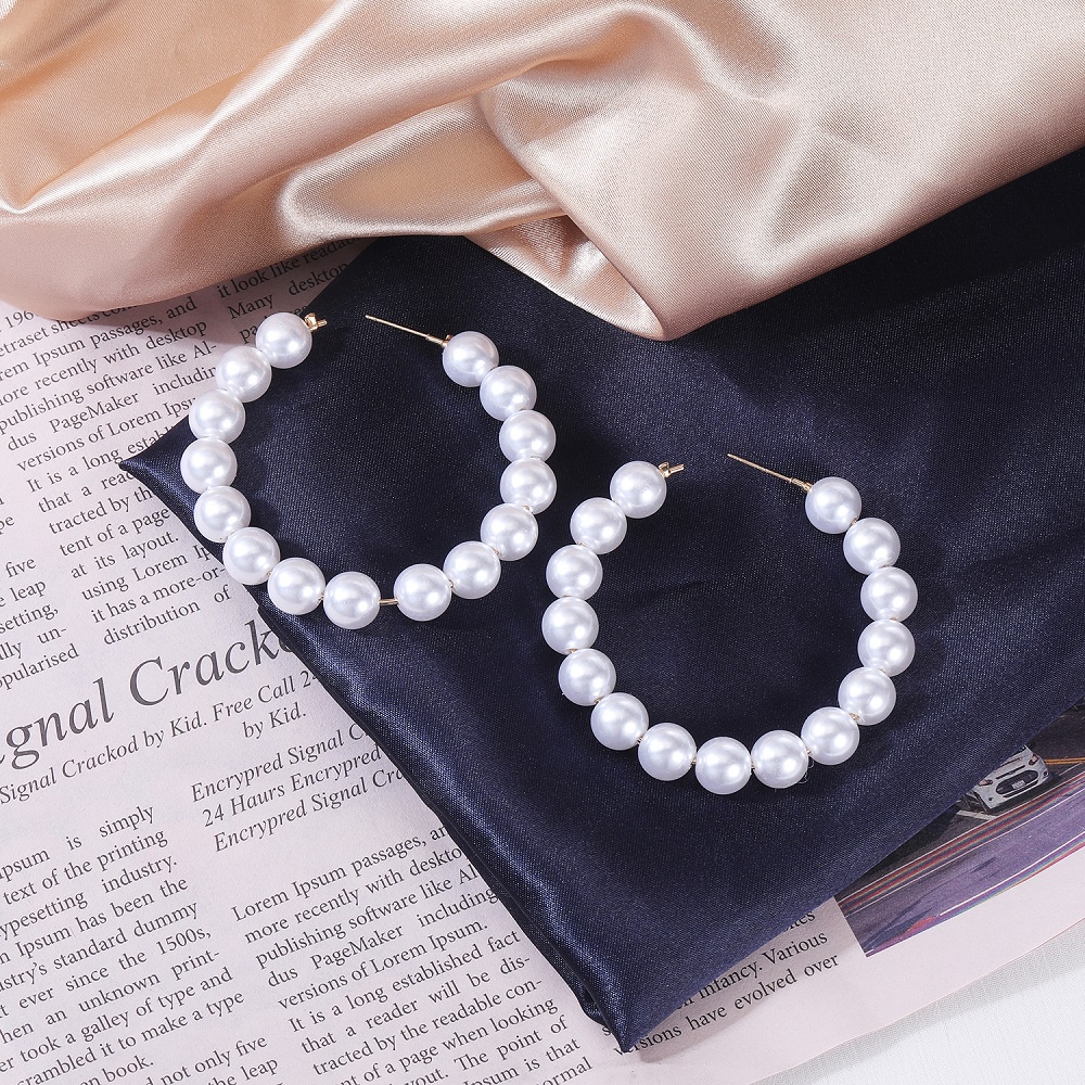 Khuyên Tai Vòng Lớn Hình Bướm Phóng Khoáng Cá Tính Mới Cho Nữ