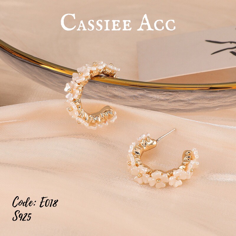 Khuyên tai bông tai thiết kế Hoa Mai hình chữ C Code E018