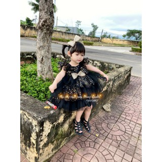 Váy công chúa Nhung Nguyễn