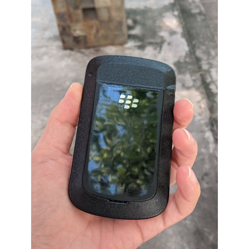 Điện thoại cũ Blackberry bold 9900