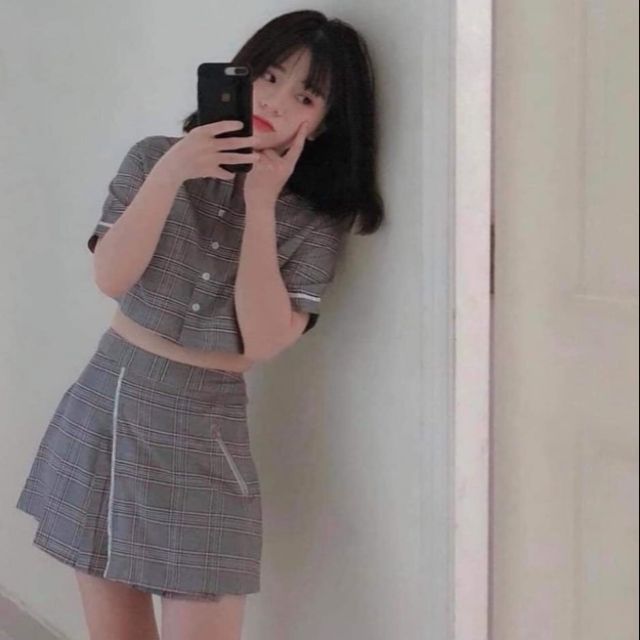Set váy hologram