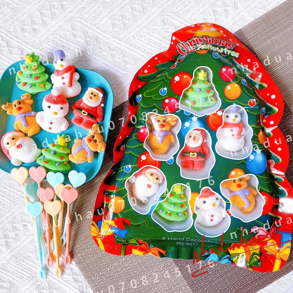 HOT NOEL - Một gói kẹo dẻo phủ đường hình cây thông/ ông già Noel 8 viên đủ màu sắc rực rỡ lễ hội Hongkong gói 95gam