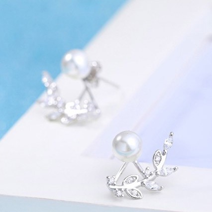 Bông tai / khuyên tai thời trang có hộp tặng kèm