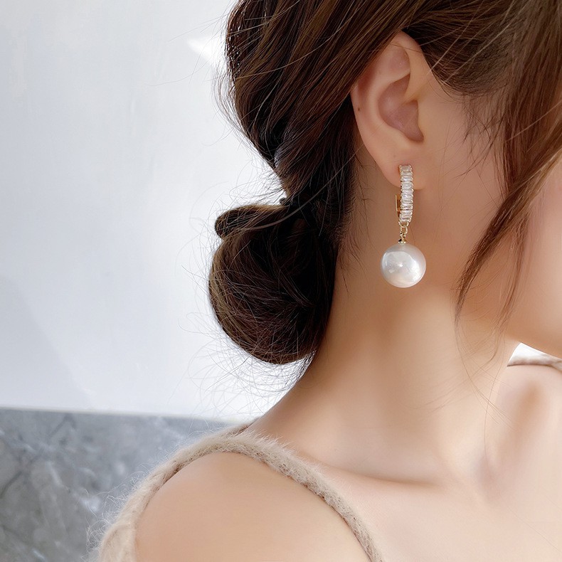 Bông tai thời trang nữ style Hàn phong cách - HT298