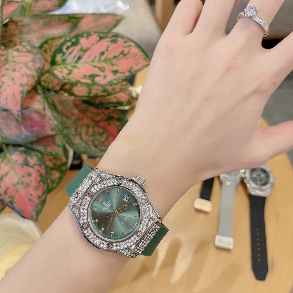 (Hublot hương vani) Đồng hồ nữ Hublot, dây silicon, hàng full box (601), thẻ bảo hành 12 tháng | BigBuy360 - bigbuy360.vn