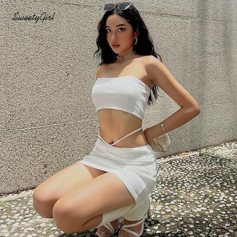 Bộ Đồ Thời Trang 2022 Màu Trắng / Đen Hở Vai Ôm Eo Quyến Rũ Dễ Phối Đồ Cho Bạn Gái